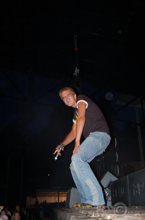 VASARĀ LAUKOS