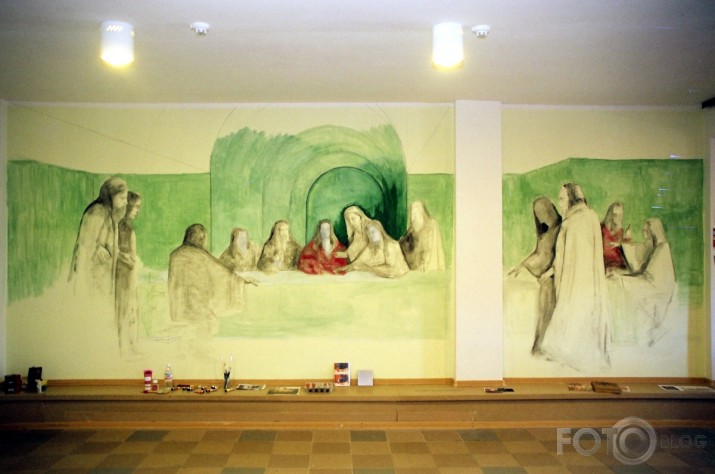 Sienas gleznojuma aprunāšana