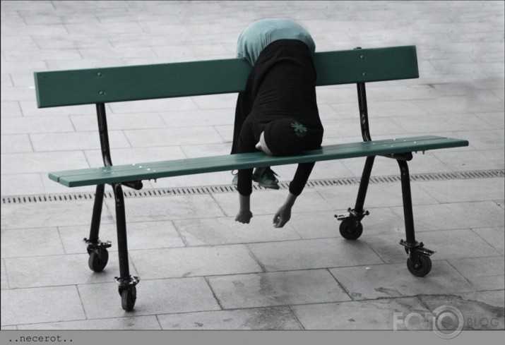 katram savu dzivi nodejot...
