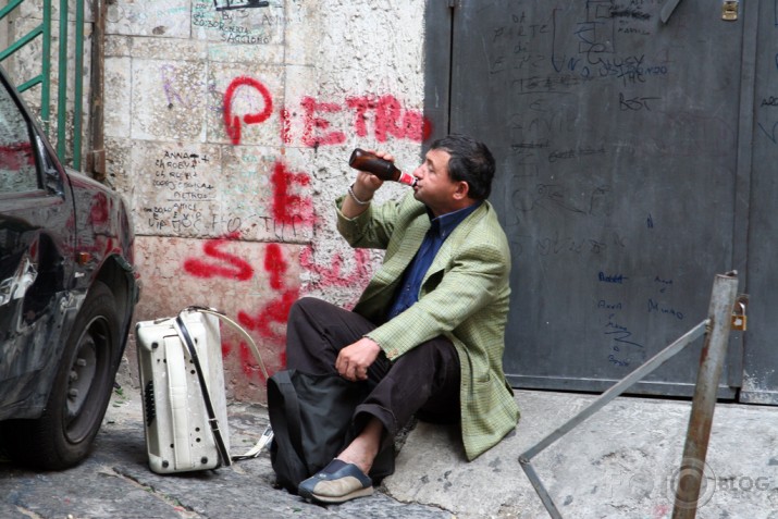 Napoli, Quartieri Spagnoli
