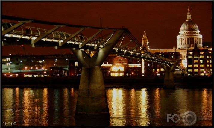 Millenium bridge and St Pauls Cathedral