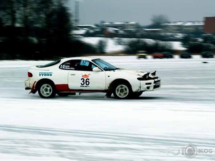 Ledus rallijs.