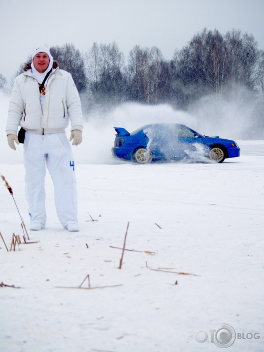 Ledus rallijs.