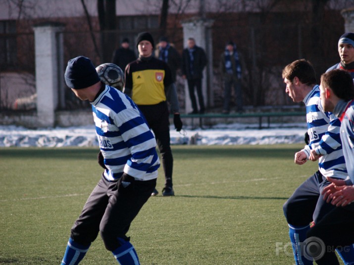 FK Jurmala : FK Riga