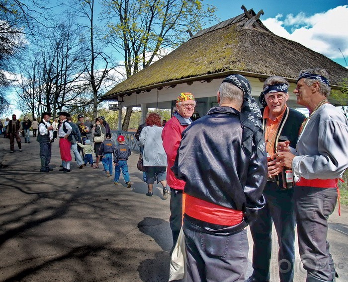 "Lido zivis Kuldīgā"