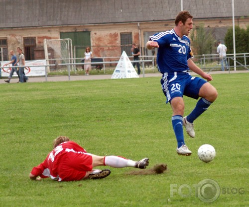 Atkal biju stadionā ar fotoaparātu:)