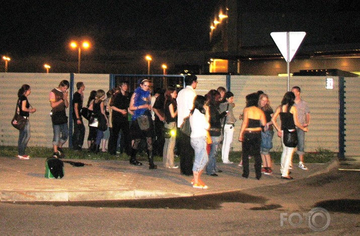 waiting PLACEBO