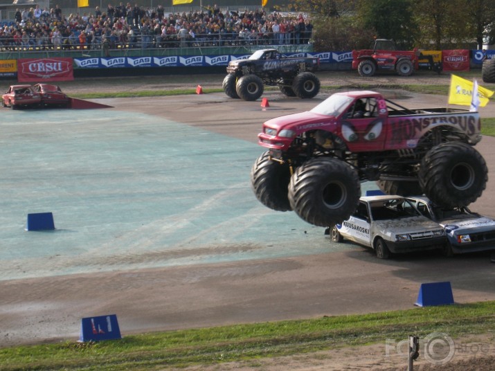 Moster track