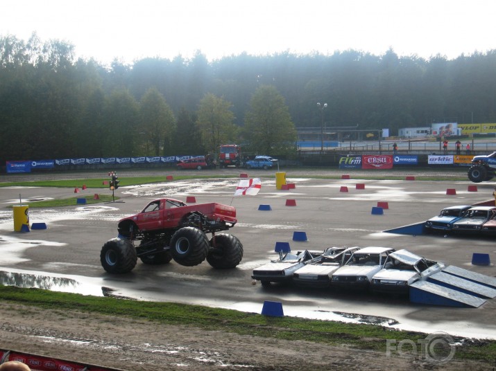 Moster track