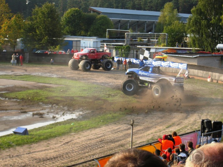 Moster track