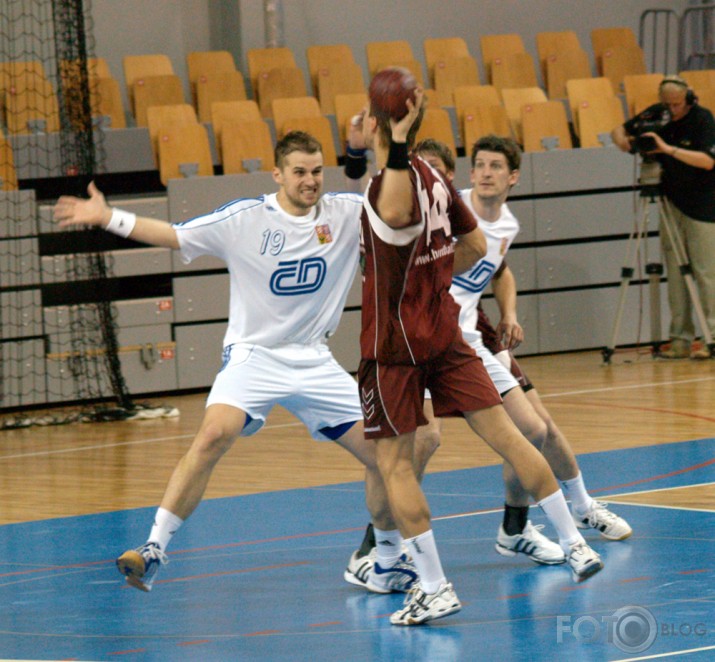 Handbols! Latvija:Čehija