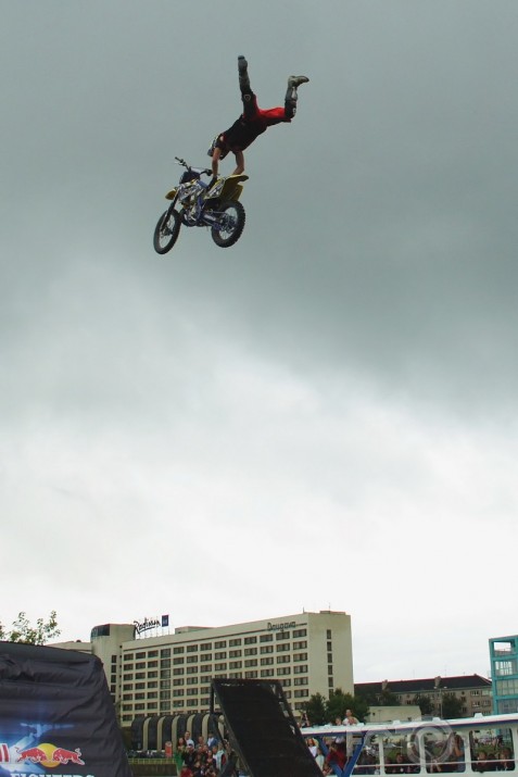 RedBull X-Fighters
