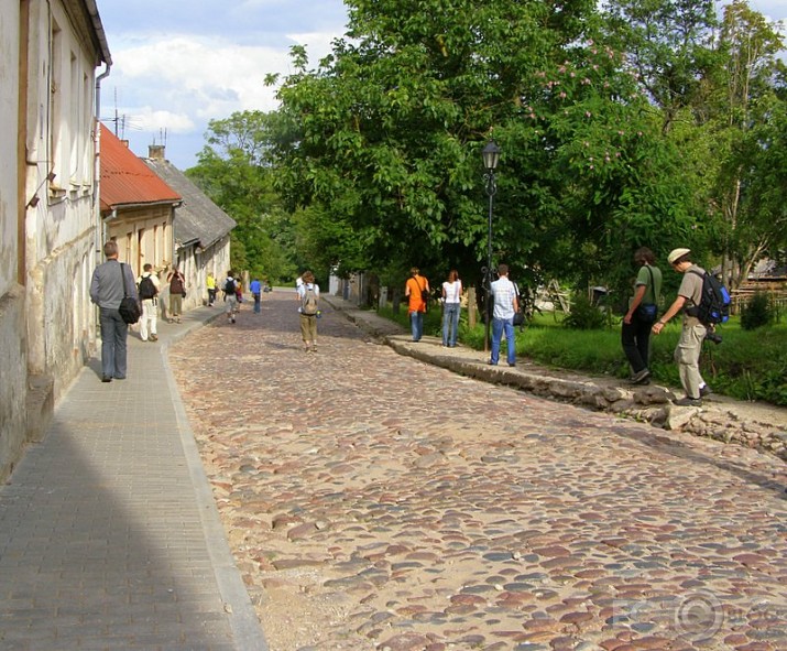 daži mirkļi Kandavā datumā 28...