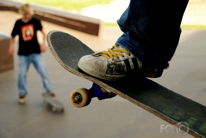 Dažiem ir prioritātes[sk8 4 life]