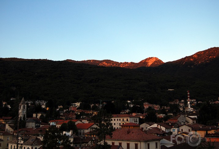 Baveno, Italy - no rītausmas līdz krēslai