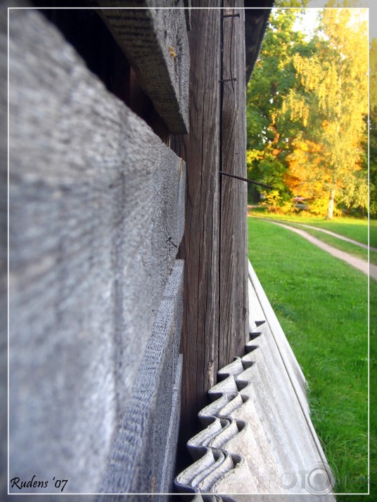 Senatnīgais rudens