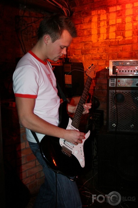 Guitarist Jam III