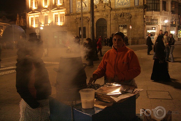 Porto by night