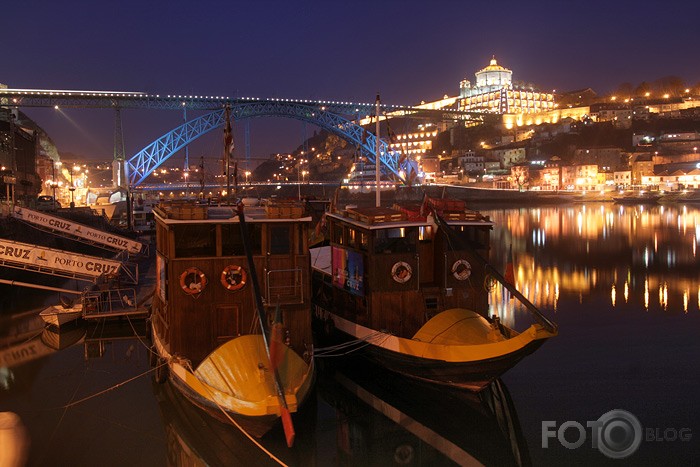 Porto by night