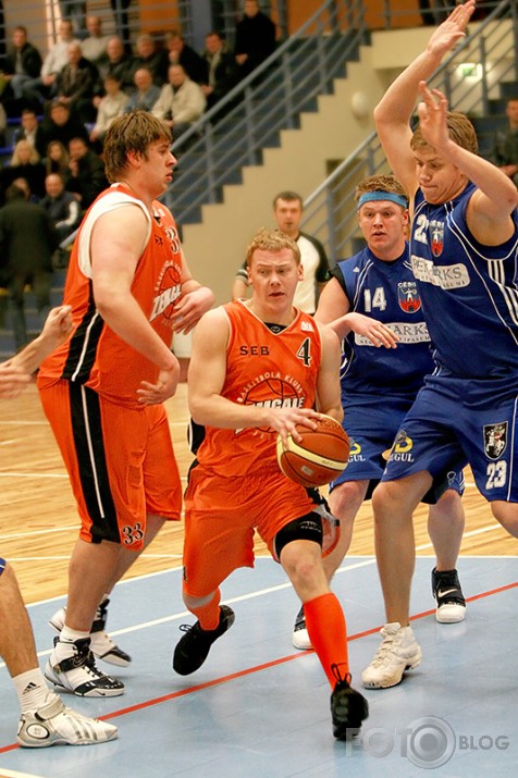 BK Zemgale sagrauj Cēsis/Remarks