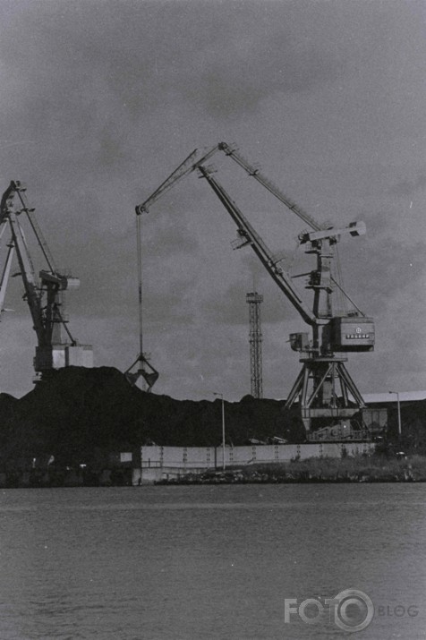 Kaut kas no B&W filmas