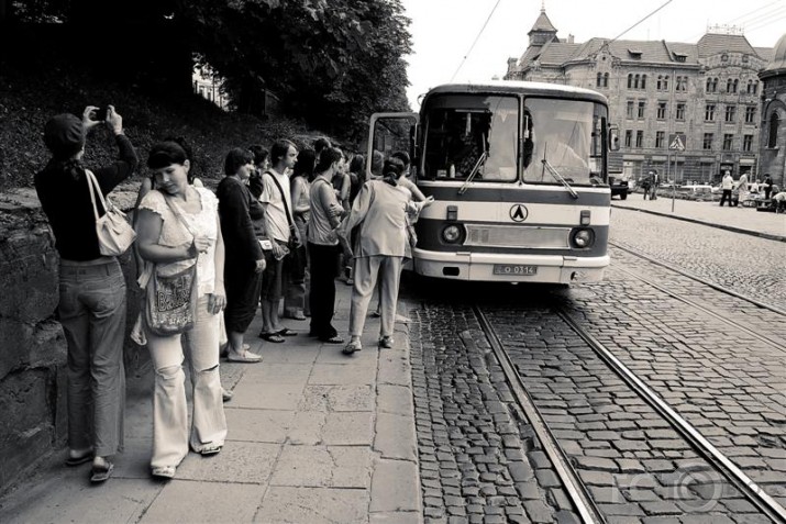 Tramvaja pietura...