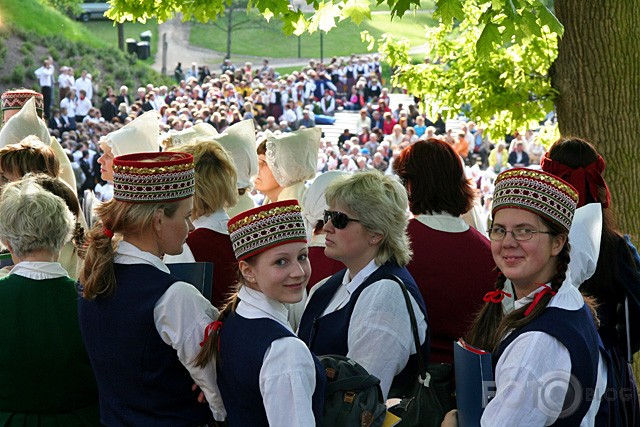 XXIV Vispārējo latviešu Dziesmu un XIV Deju svētku Ieskaņu koncerts Cēsīs 24.maijā