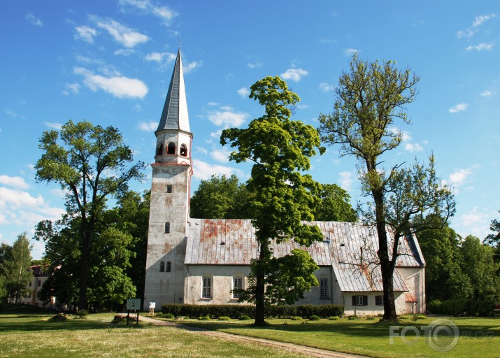 Siguldas baznīca