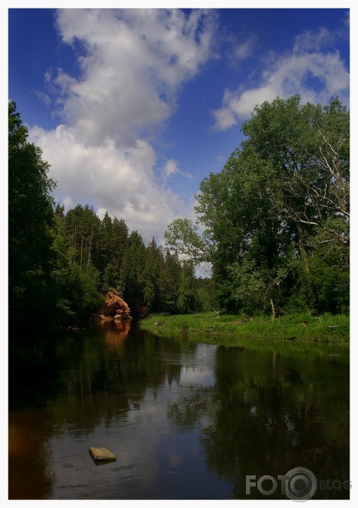 Bezdelīgu klints