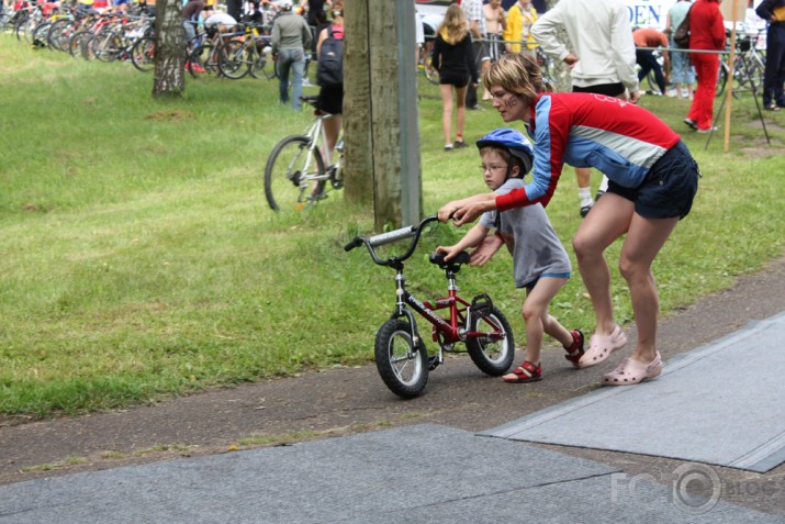 Vaidavas triatlons, bernu triatlons