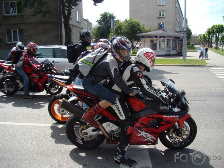 Bike meeting