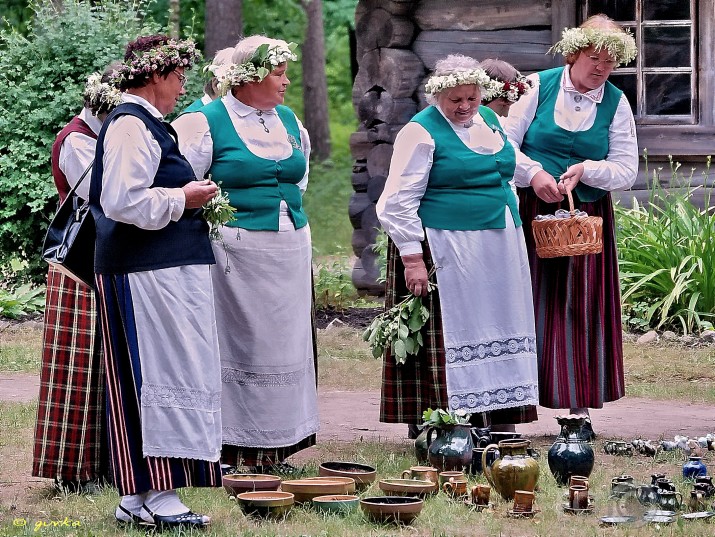 Nu Marta, kuru ta ņemsi!