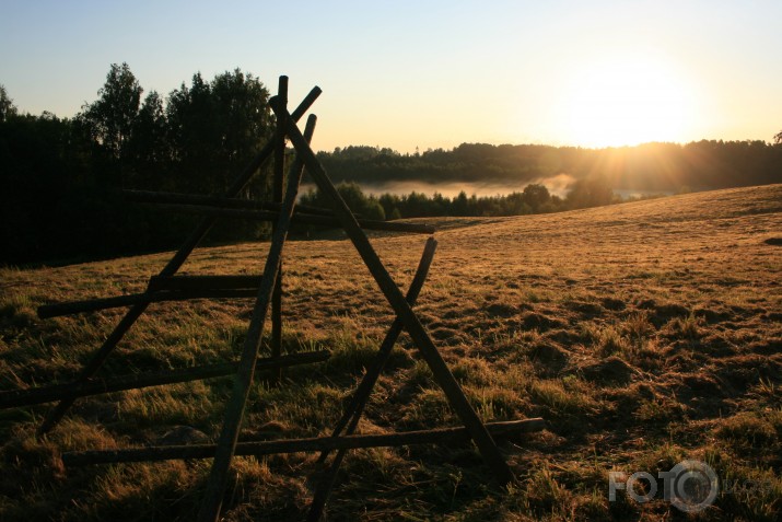 Agri no rīta, kad saulīte lec...