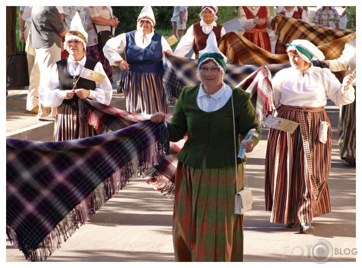 Limbažu pilsētas svētku gājiens