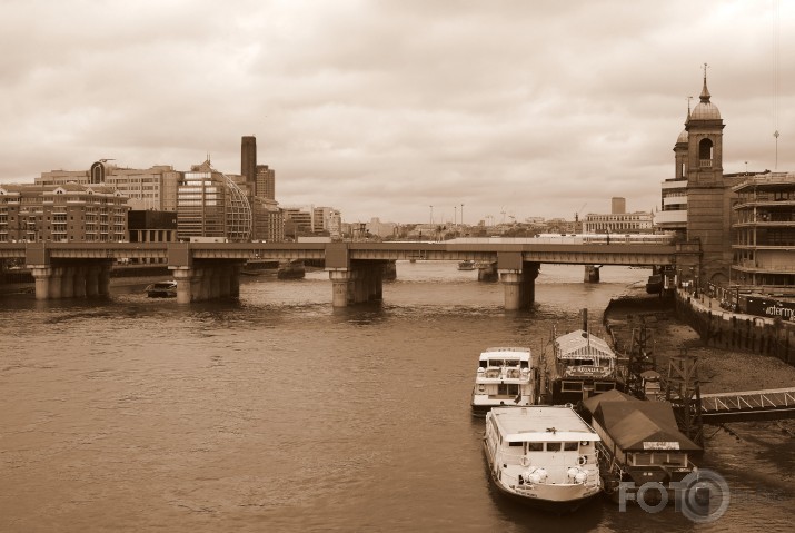 Londona. Ielas garumā