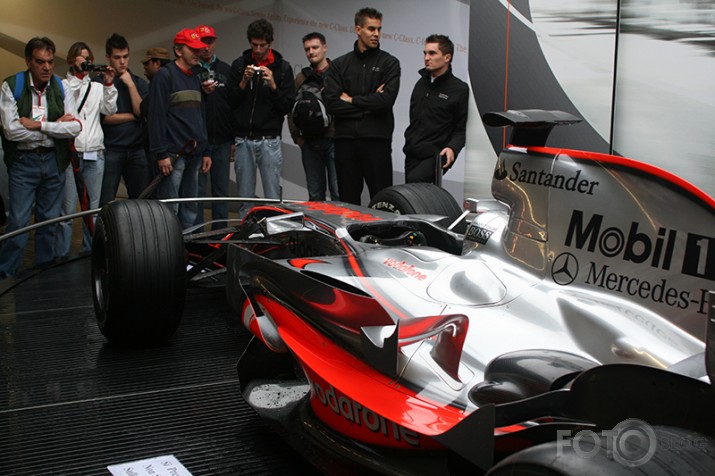 F1 un aksesuāri