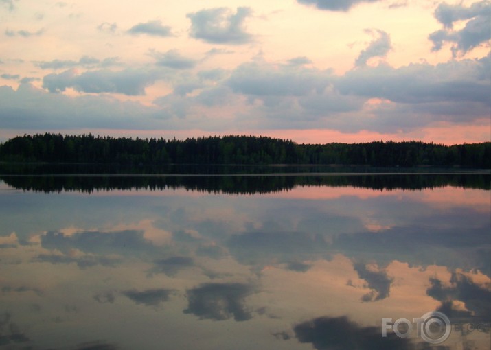 Igaunijas ezera saulriets