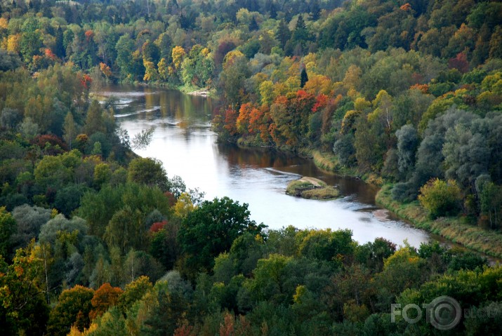 Gaujas ieleja rudens krāsās