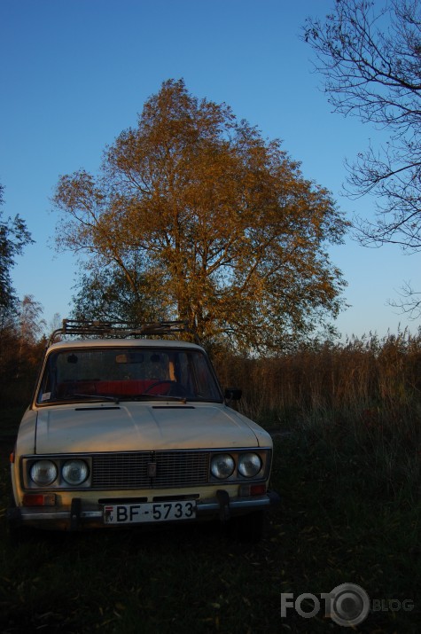 Ap Melnupīti