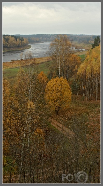 rudens pie Daugavas lokiem