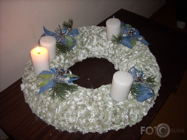 Gaidam Ziemassvētkus