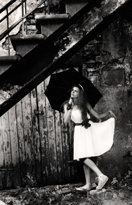 Alice on her Way to Wonderland.