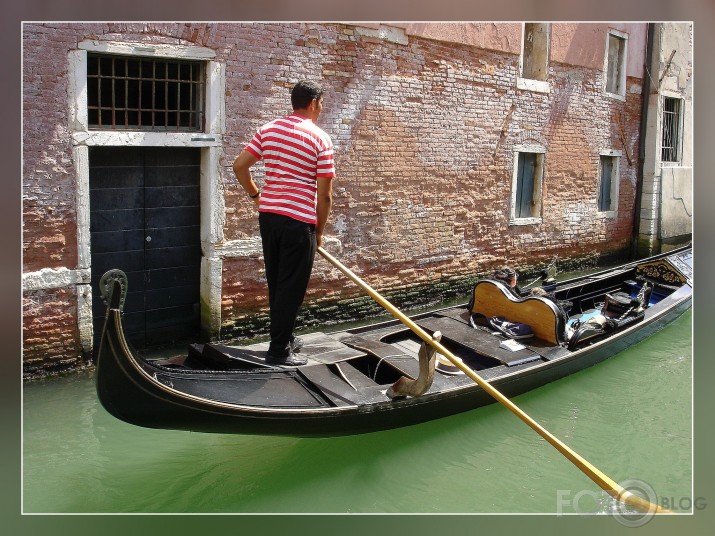 Gondoliers