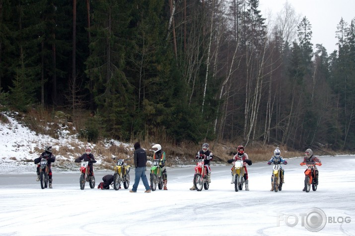 Nodarbība Mārtiņa Aleksandroviča motokrosa skolā