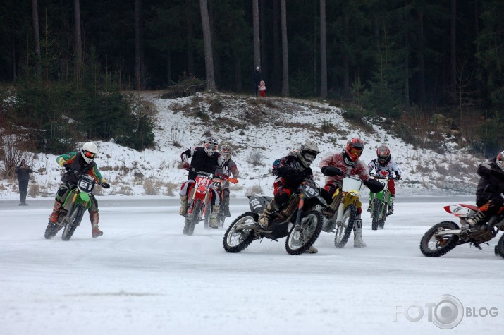 Nodarbība Mārtiņa Aleksandroviča motokrosa skolā