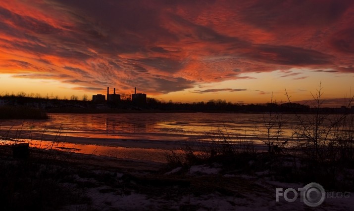 Blodd Red Sky