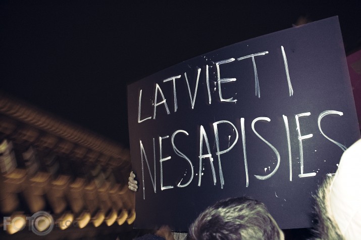 Latvieti nesapi*ies