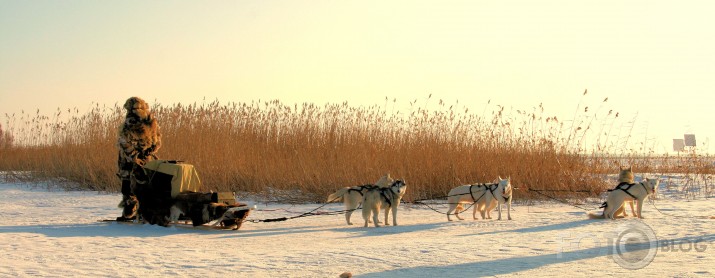 Eskimos Tepat aiz stūra.