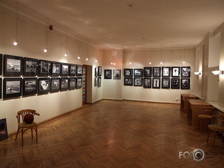 Talsu fotokluba izstādes<wbr/>"Melnbal<wbr/>tā Pasaule"<wbr/>atklāšan<wbr/>a.