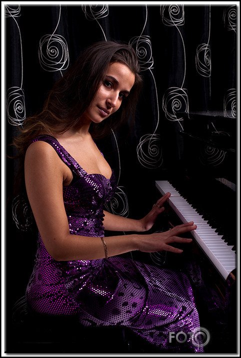 Low key lighting - katcherina